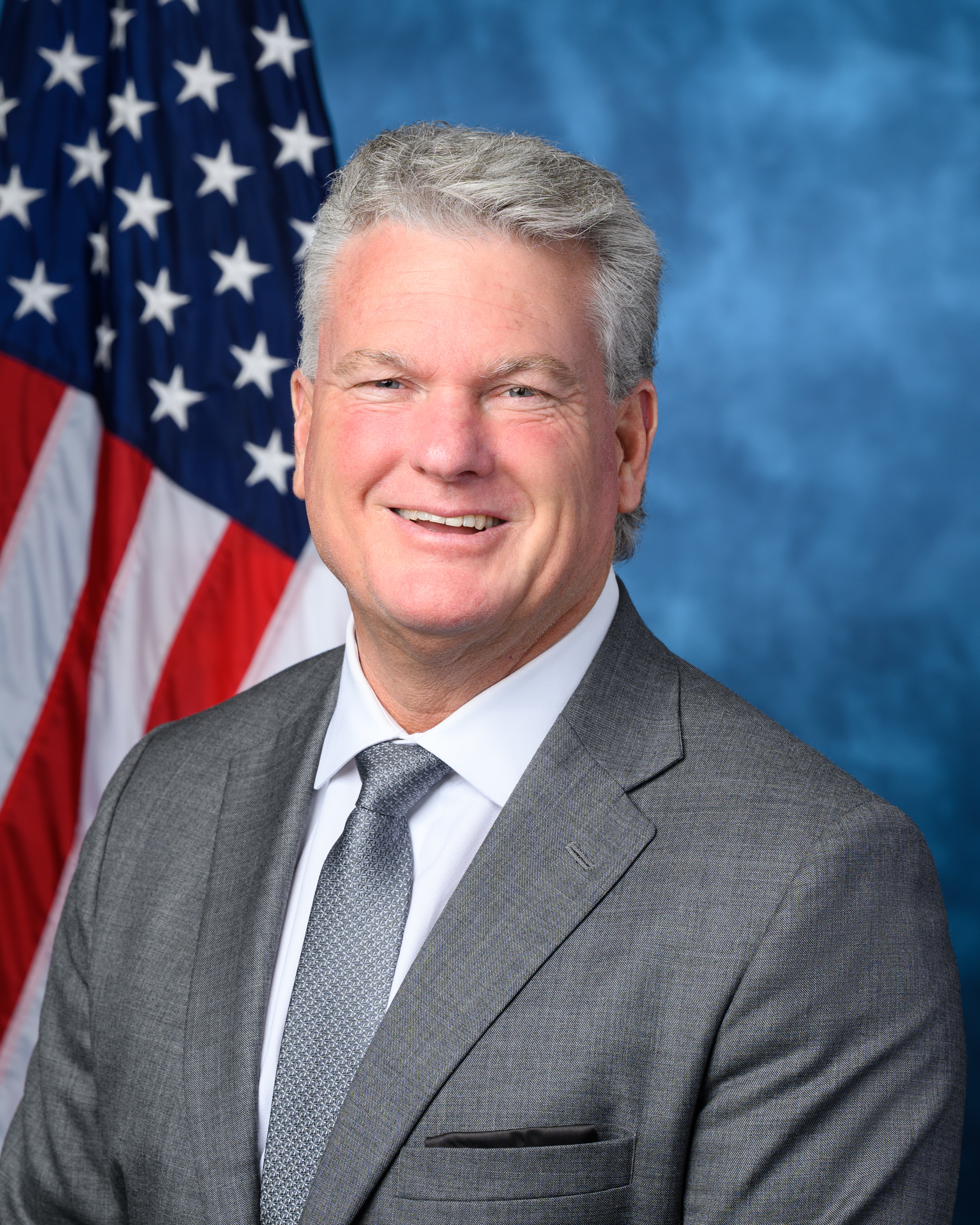 Featured image of post Trump's MAGA Stamp of Approval Proves Crucial in Georgia Senate Primary